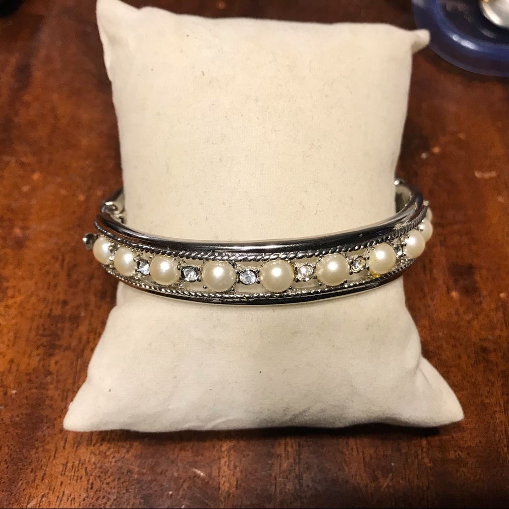 Beautiful, hard to find Vintage bracelet silver studded Jacqueline…